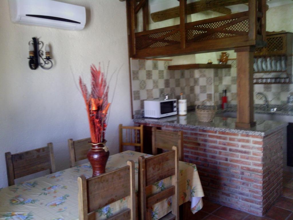סהרה דה לה סיירה Casa Rural-Apartamento El Lebrillero מראה חיצוני תמונה